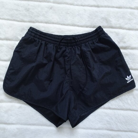 adidas Athletic Shorts Black women's Medium - Picture 1 of 6
